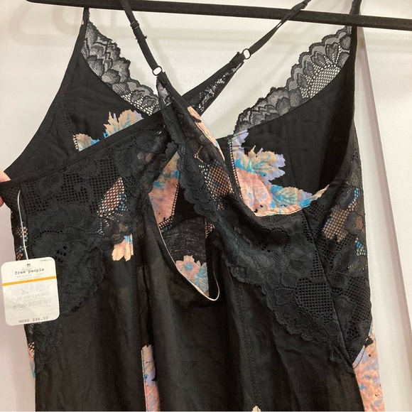 ❌SOLD❌Intimately Free People Black Floral Lace Dress - Picture 6 of 10